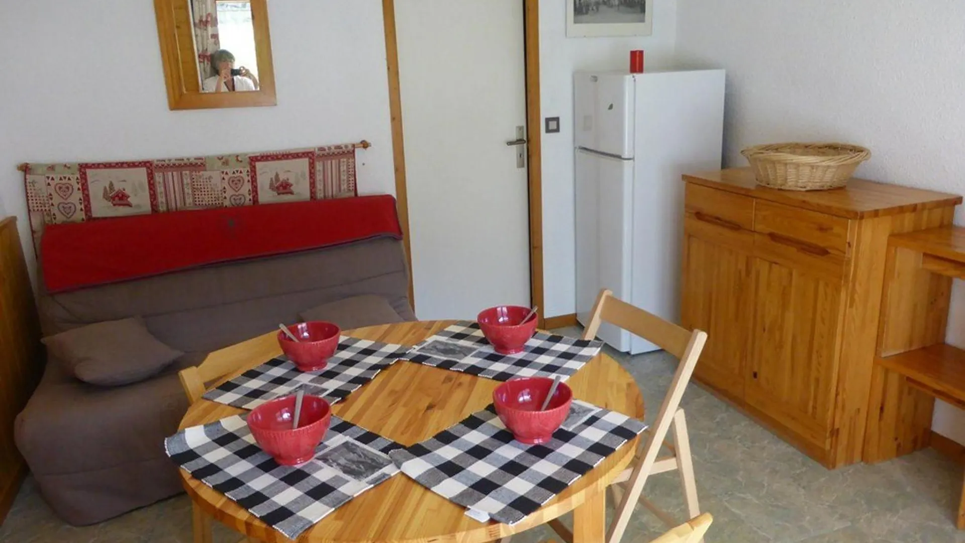Studio Cabine Ensoleille Au Pied Des Pistes Avec Terrasse, Ideal Pour Famille Et Randonnees - Fr-1-342-192 阿雷什 0*,  法国