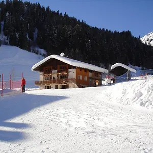 Appartement Les Myosotis, Arèches